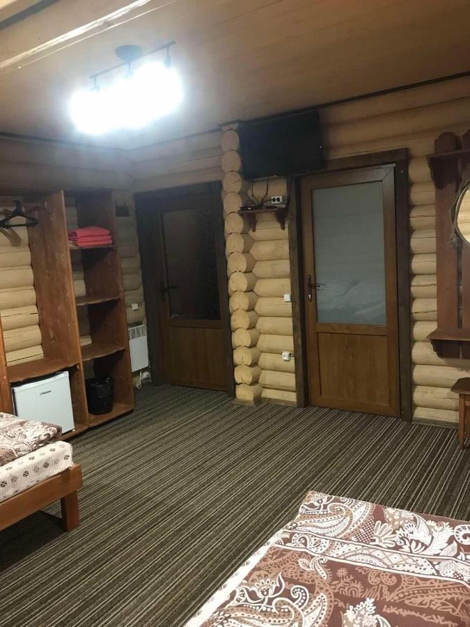 Sadyba Predkiv Bukowel Exterior foto