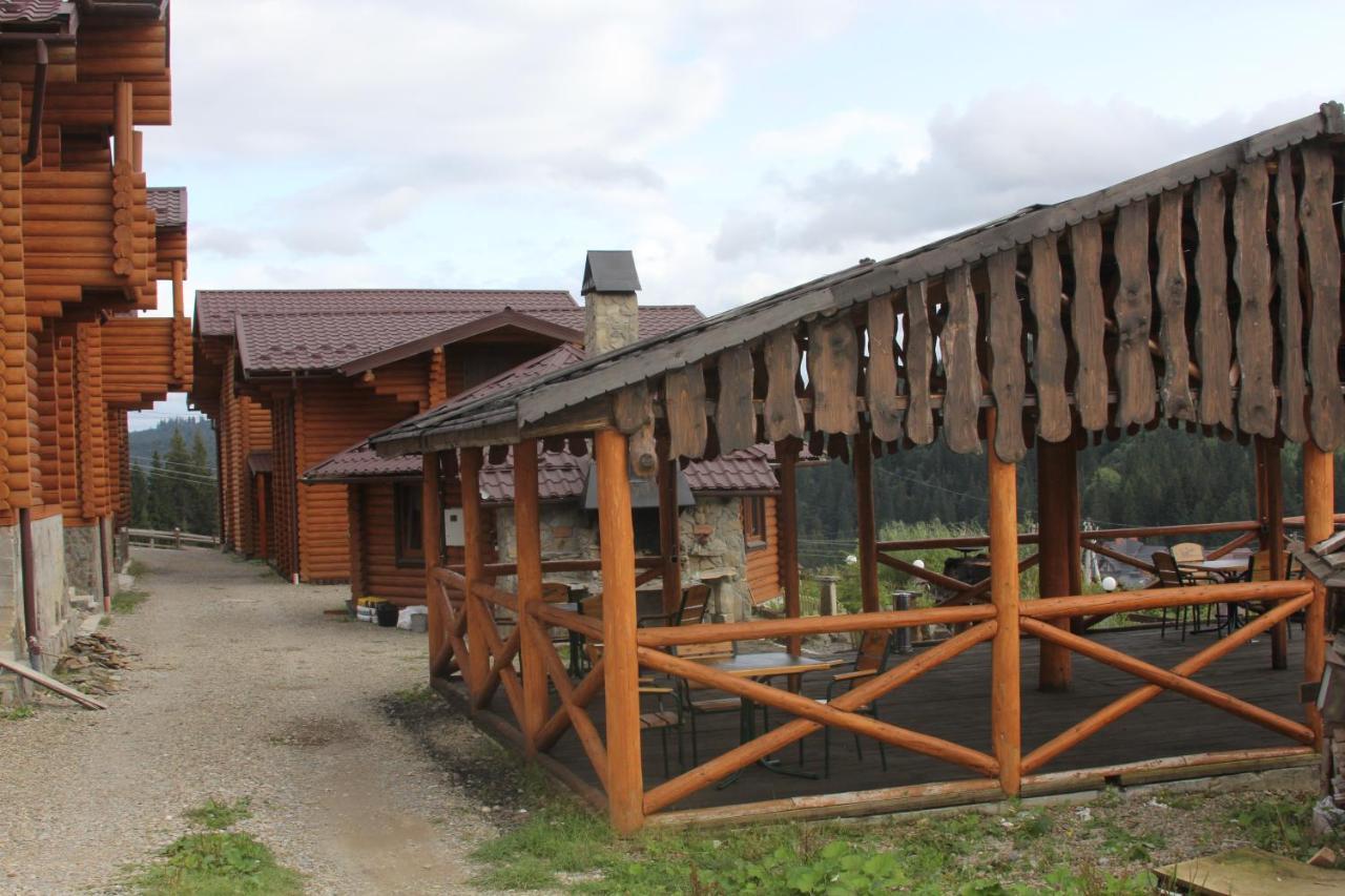 Sadyba Predkiv Bukowel Exterior foto